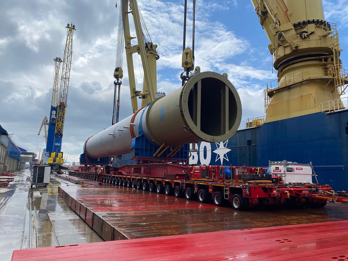 Record-Breaking Reactor Installation for Lithuanian Refinery