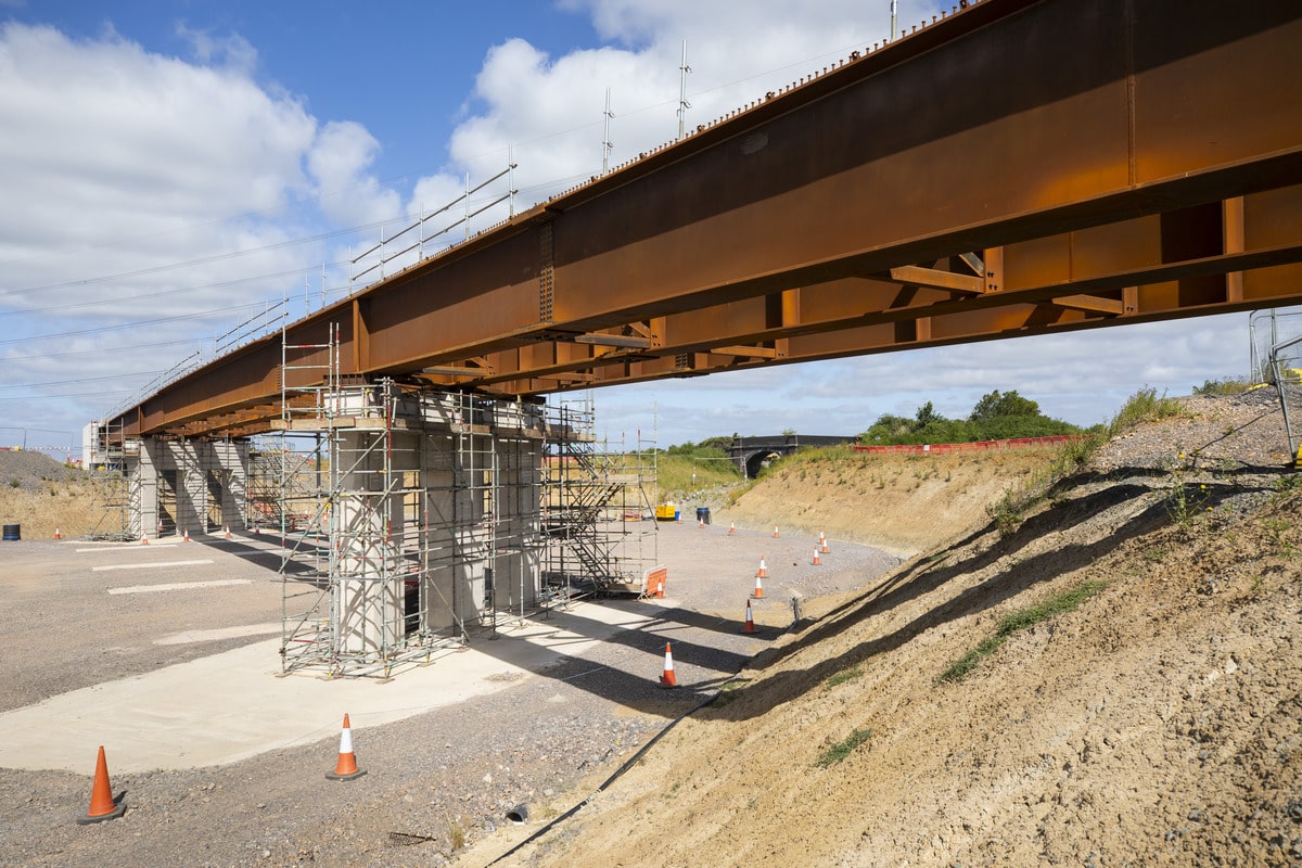 HS2 Completes Edgcott Road Bridge Lift