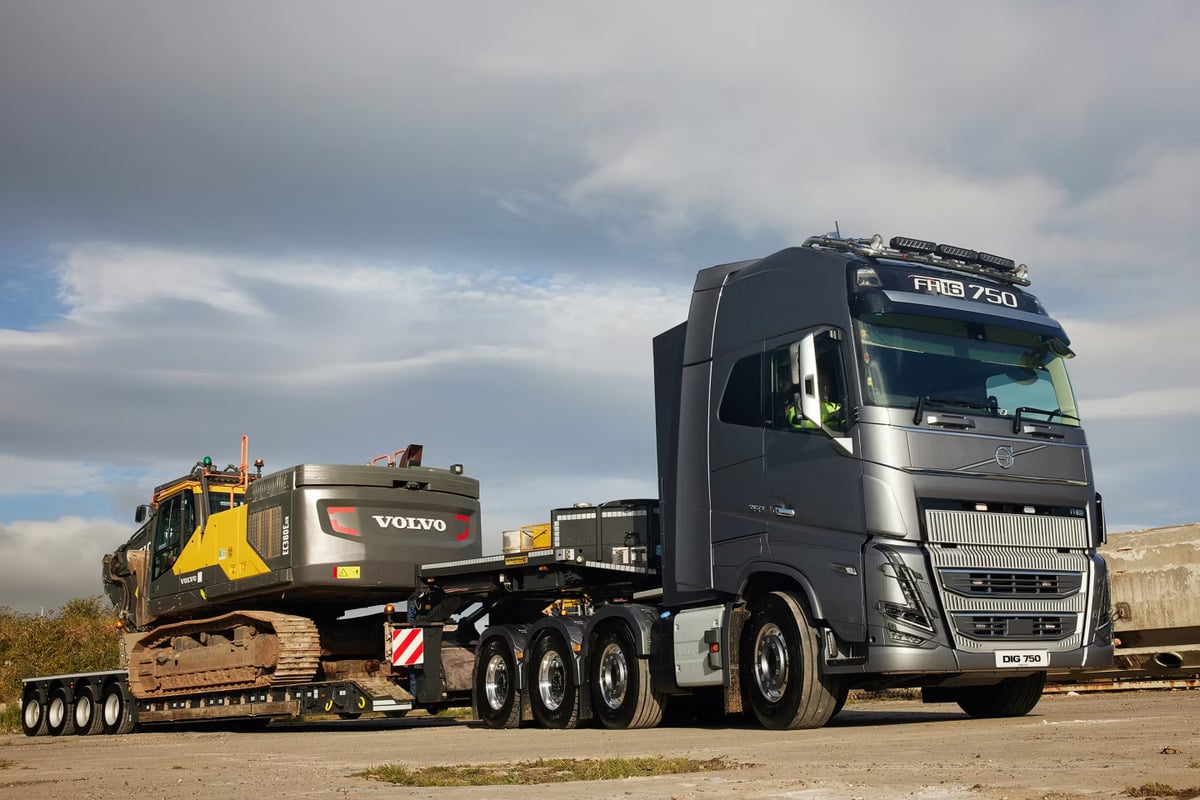 Heavy Haulage Volvo FH16 Joins HJB Plant Hire's Fleet